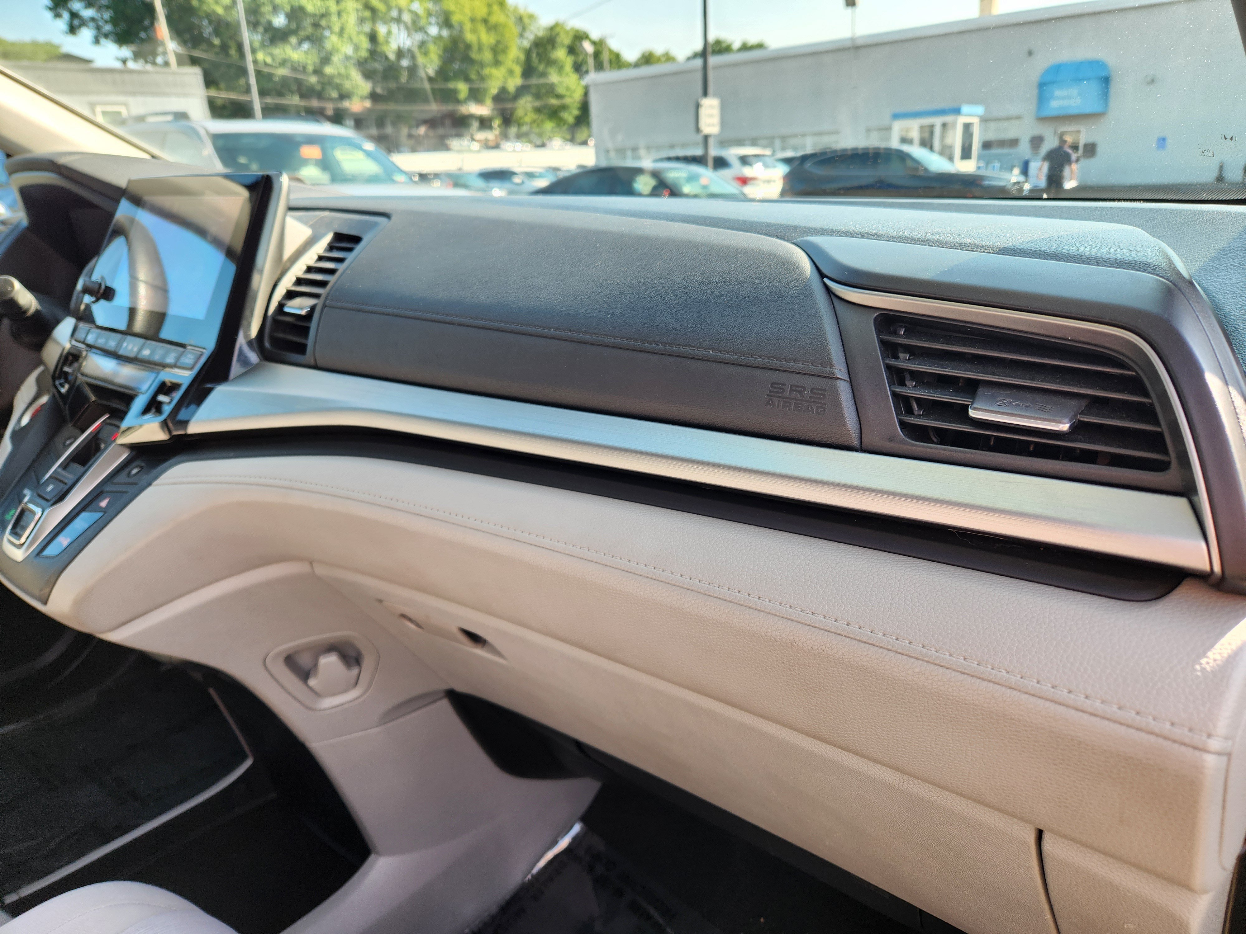 Certified 2019 Honda Odyssey EX image 18