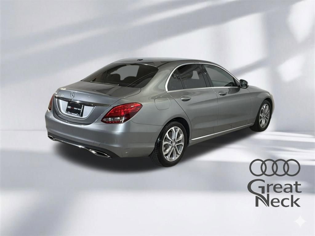 Used 2015 Mercedes-Benz C 300 Sedan image 8