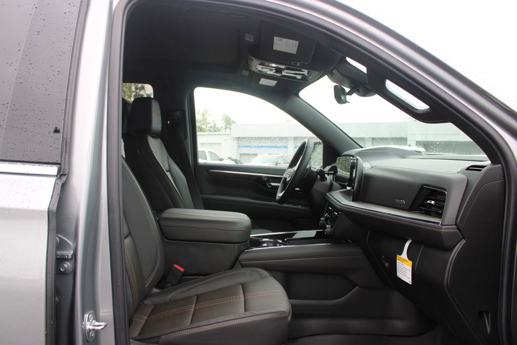 New 2026 Chevrolet Tahoe High Country AWD/4WD image 32