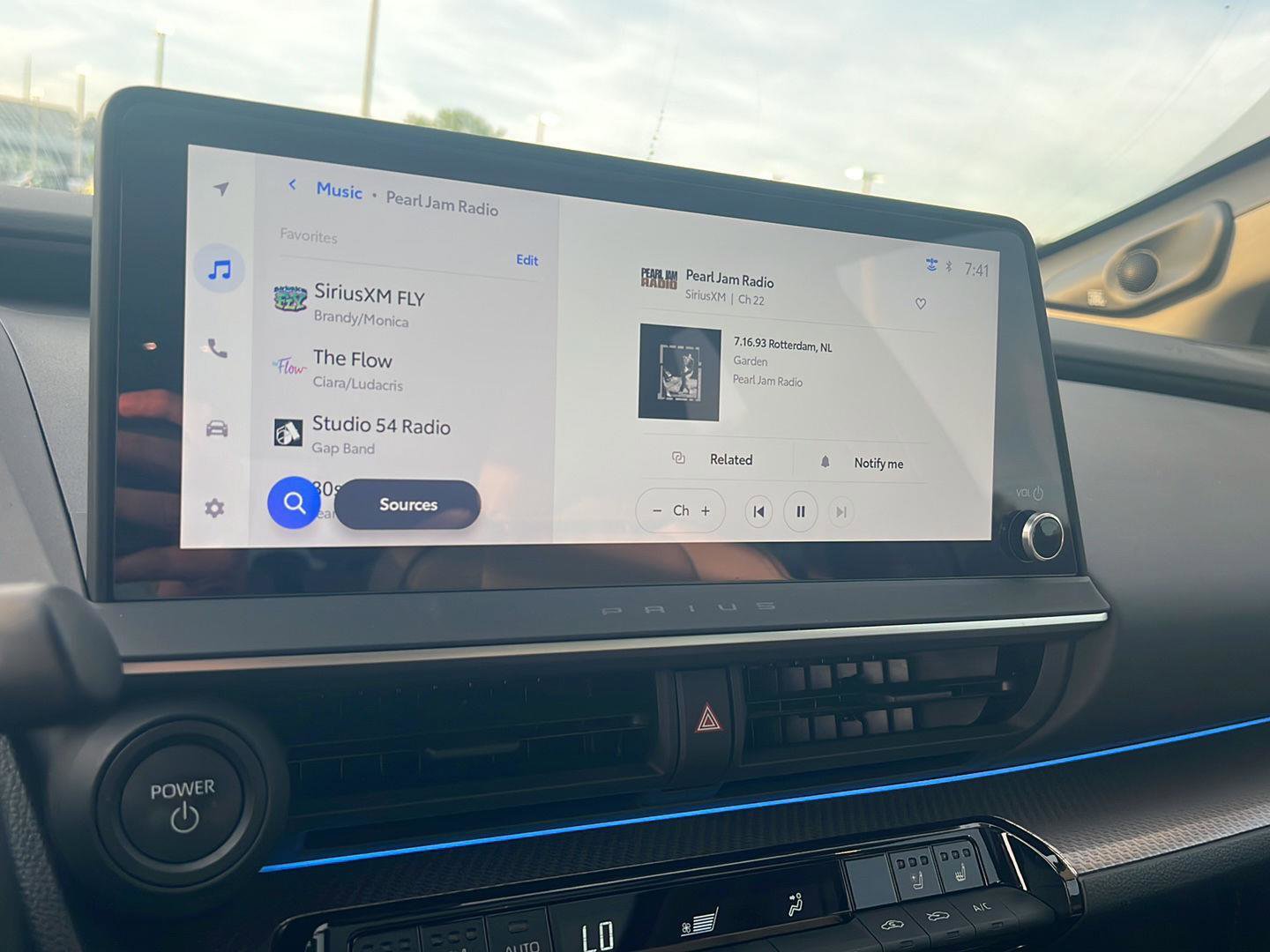 Used 2024 Toyota Prius Limited image 24