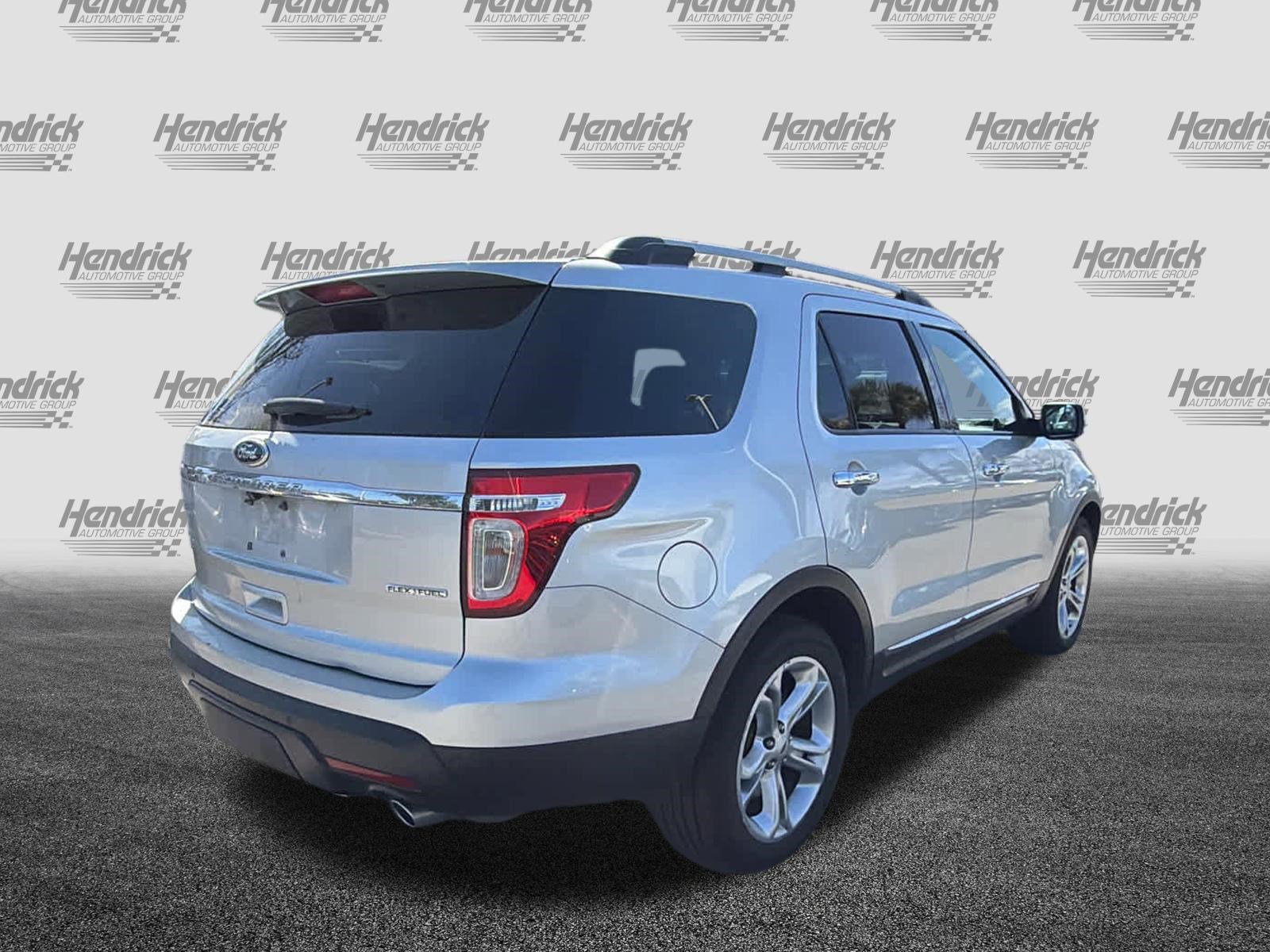 Used 2015 Ford Explorer Limited w/ Equipment Group 301A image 10
