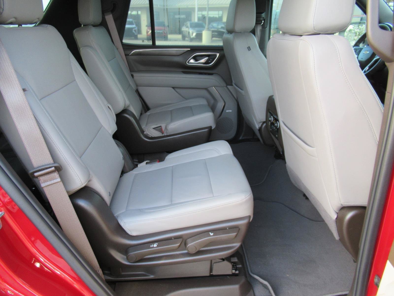 Used 2023 Chevrolet Tahoe LT RWD image 33