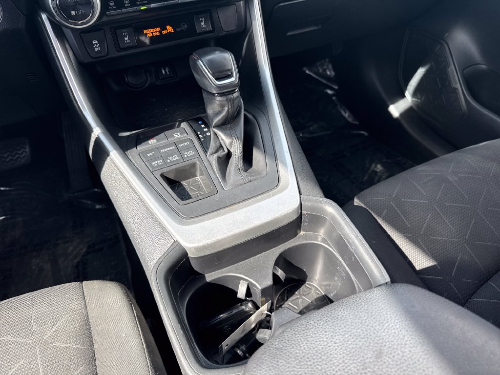 Used 2019 Toyota RAV4 XLE w/ Convenience Package AWD/4WD image 16