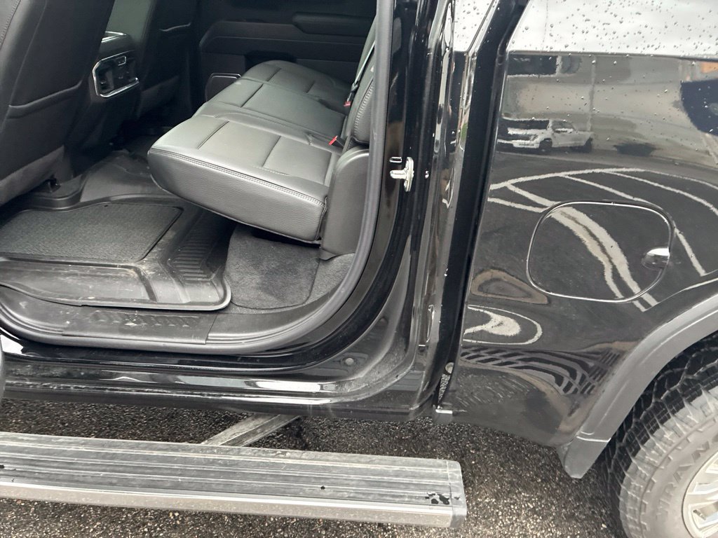 Used 2026 GMC Sierra 1500 Denali AWD/4WD image 9
