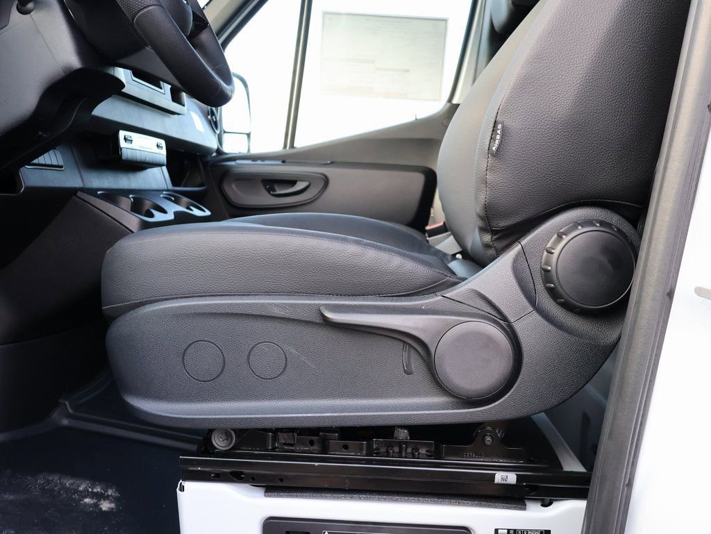 New 2026 Mercedes-Benz Sprinter 2500 image 41