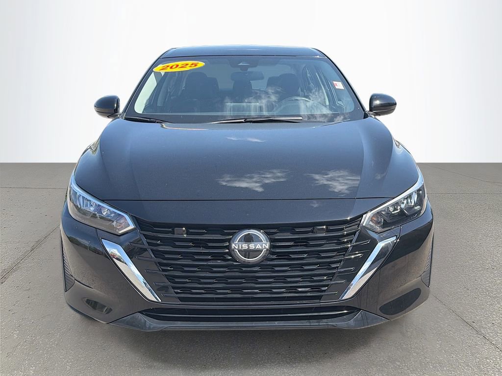 Used 2025 Nissan Sentra SV FWD image 9