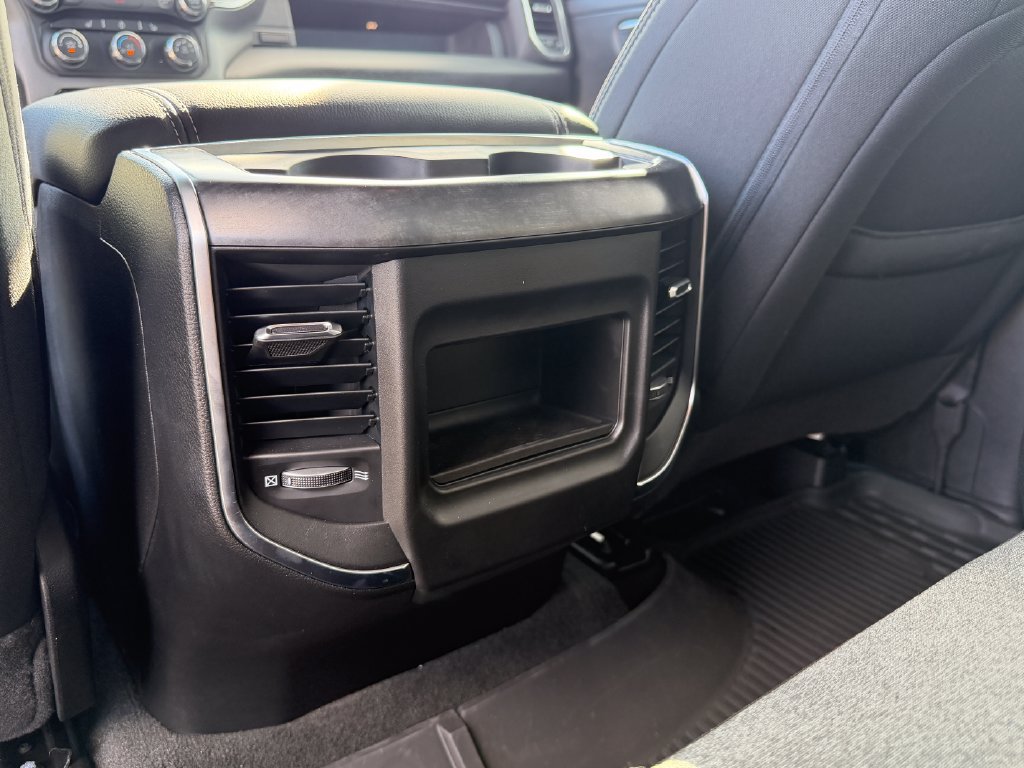 Used 2024 RAM 1500 Big Horn AWD/4WD image 35