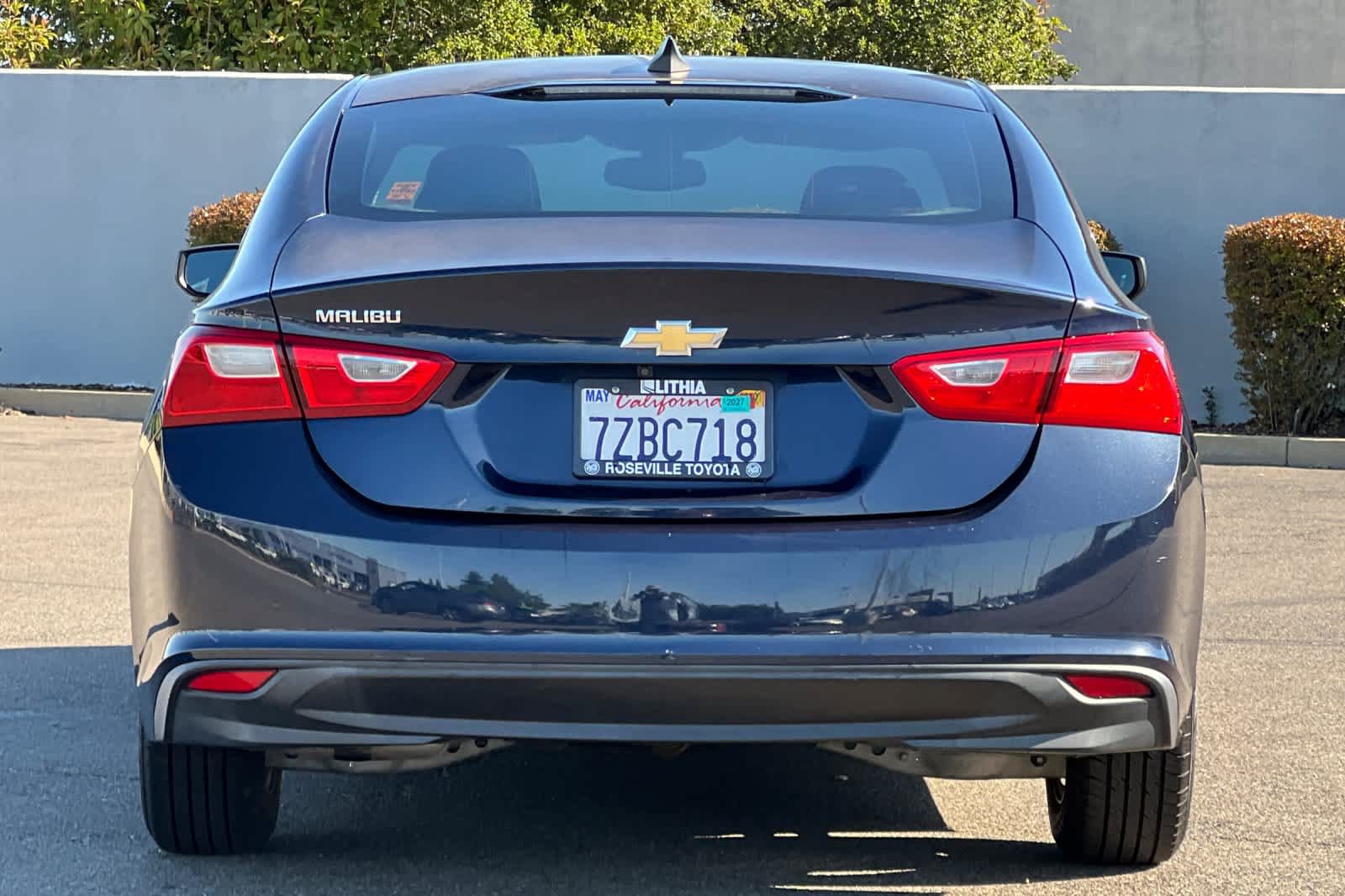 Used 2017 Chevrolet Malibu LS FWD image 8