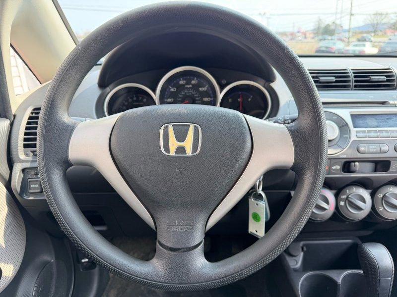 Used 2007 Honda Fit image 8