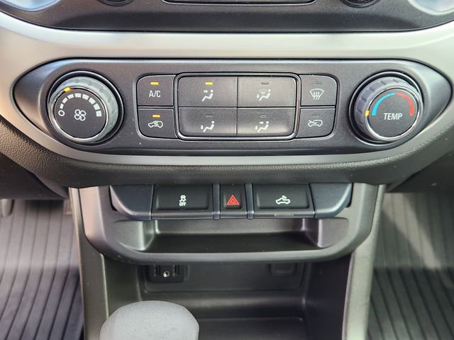 Used 2022 Chevrolet Colorado LT RWD image 17