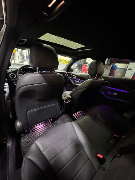 Used 2020 Mercedes-Benz GLC 300 4MATIC Coupe image 16