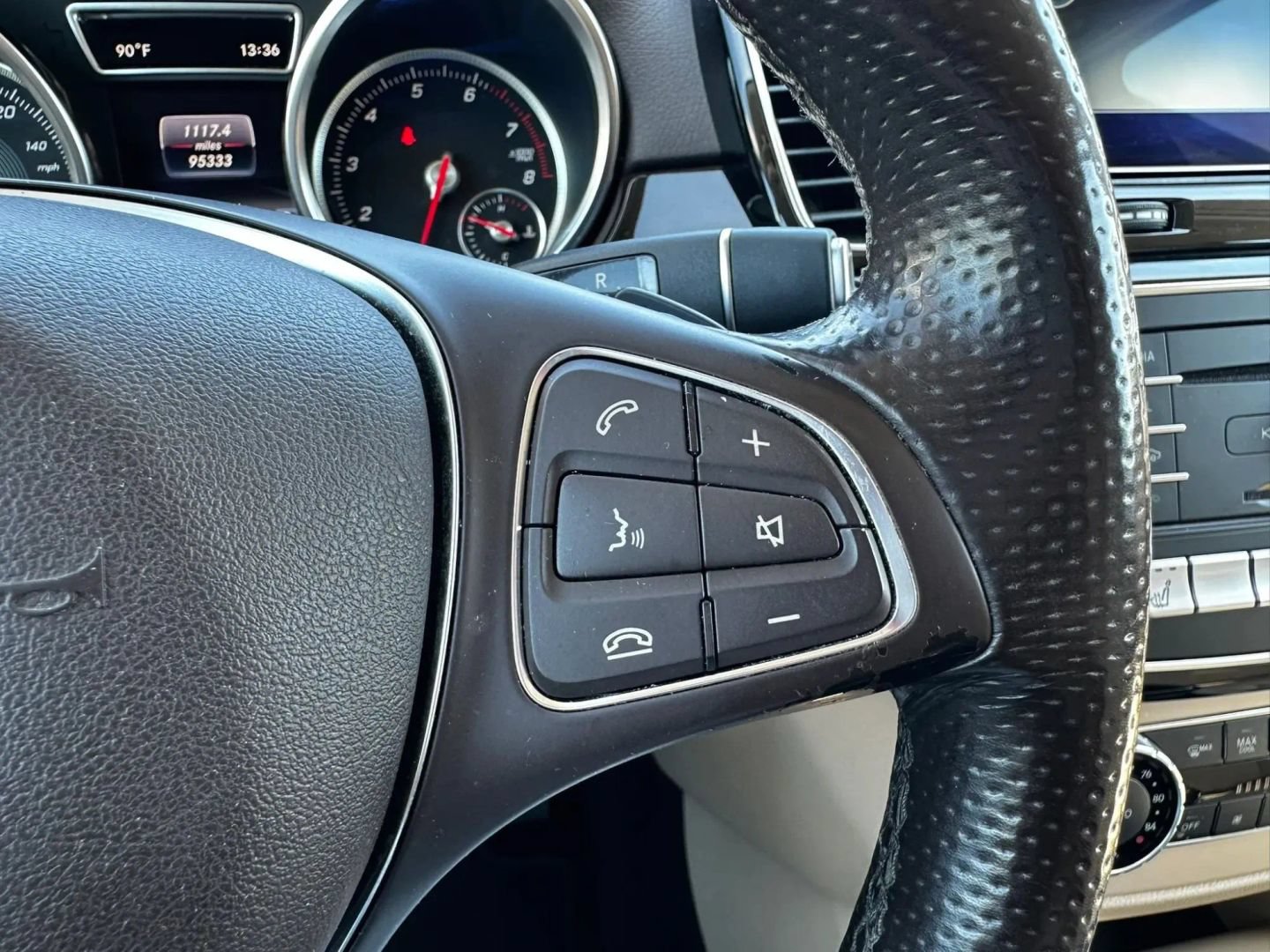 Used 2018 Mercedes-Benz GLE 350 image 24