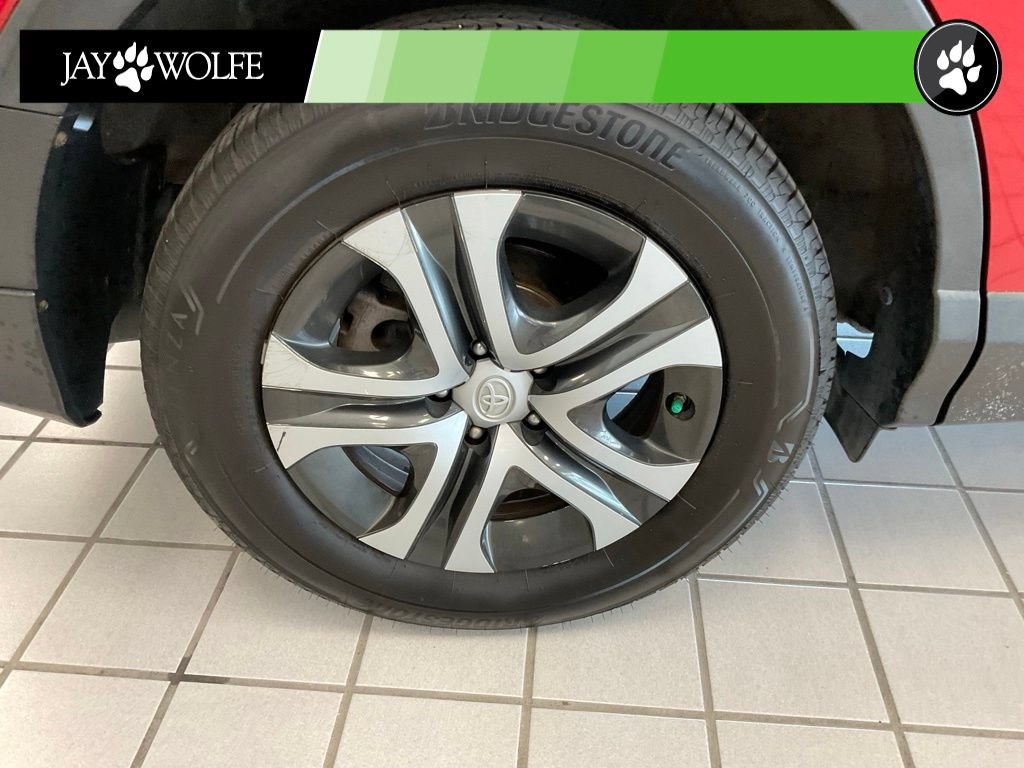 Used 2016 Toyota RAV4 LE AWD/4WD image 7