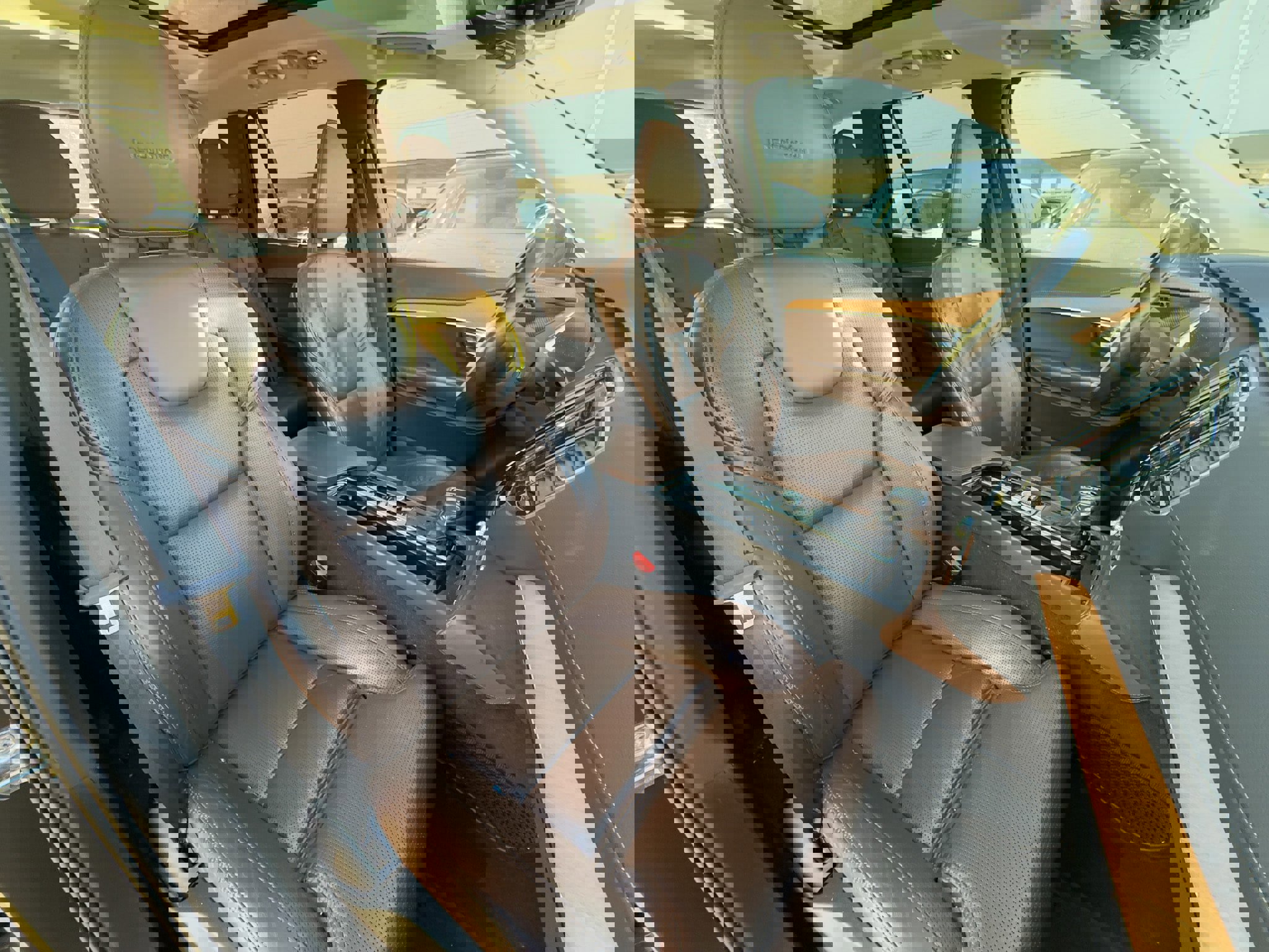 Used 2020 Volvo XC90 T6 Inscription w/ Protection Package image 26