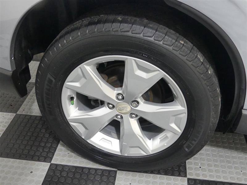 Used 2015 Subaru Forester 2.5i Premium w/ Popular Package #1 AWD/4WD image 16