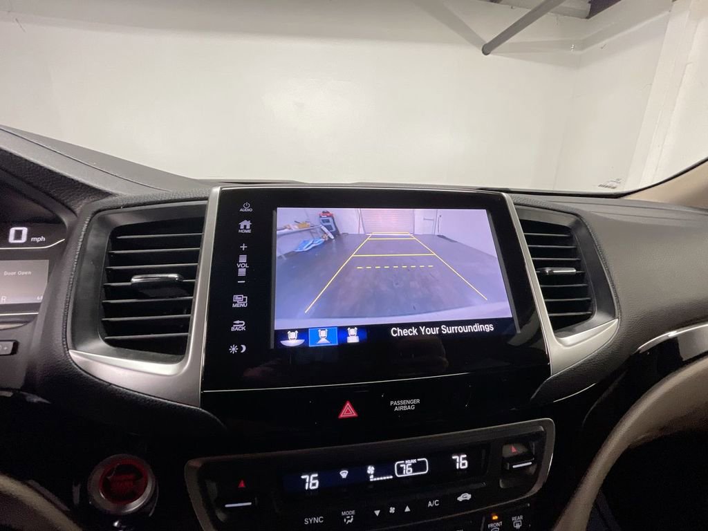 Used 2017 Honda Pilot Touring image 15