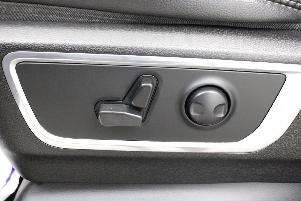 Used 2024 RAM 1500 Laramie AWD/4WD image 20