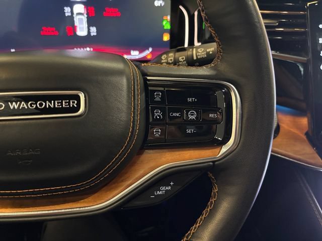 Used 2024 Jeep Grand Wagoneer L Series III AWD/4WD image 24