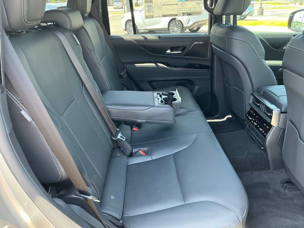 New 2026 Lexus LX 700h Luxury AWD/4WD image 21