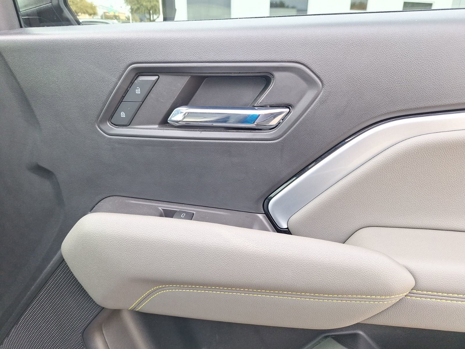 Used 2023 Chevrolet Colorado ZR2 w/ ZR2 Convenience Package III image 37