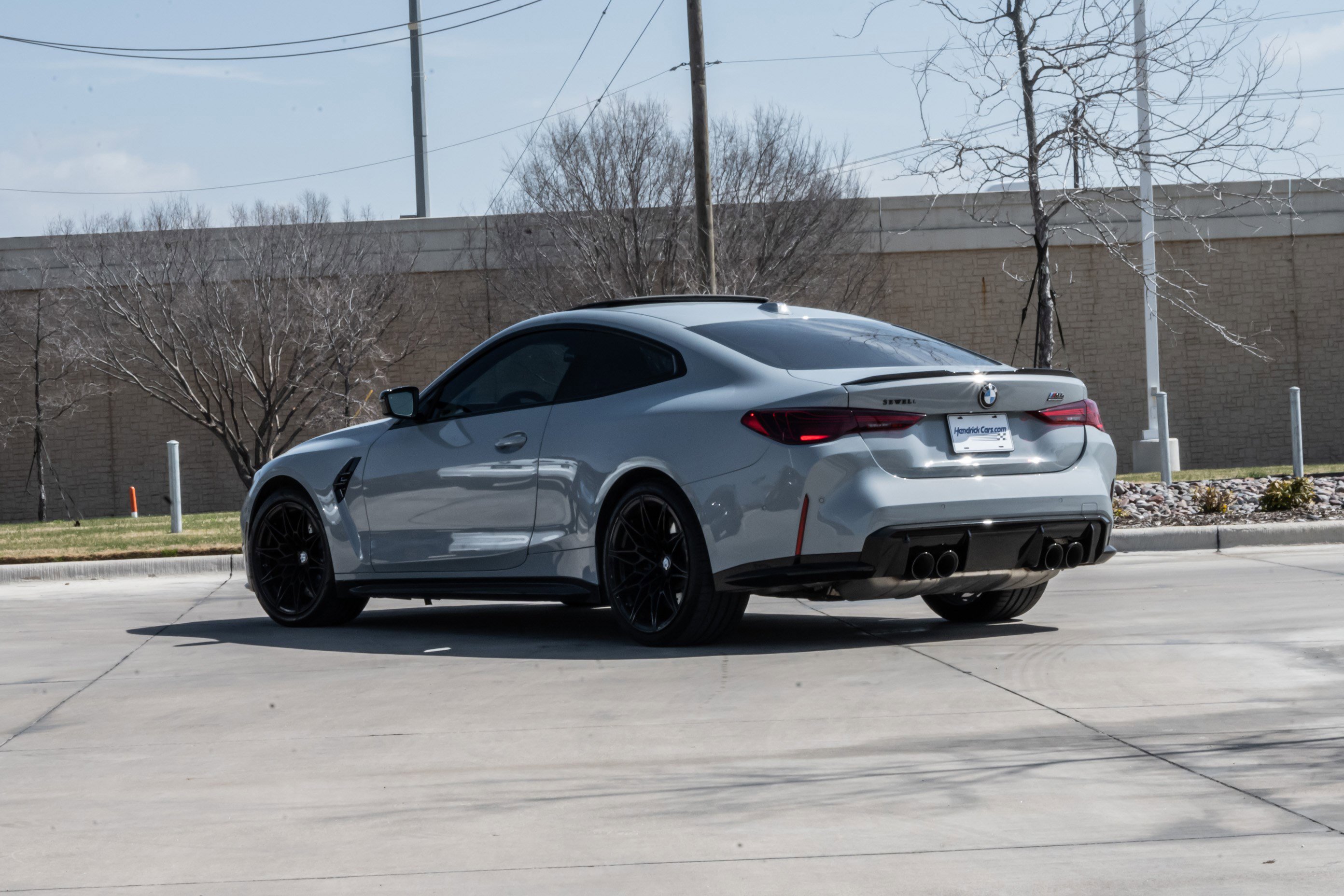 Used 2025 BMW M4 Competition image 3