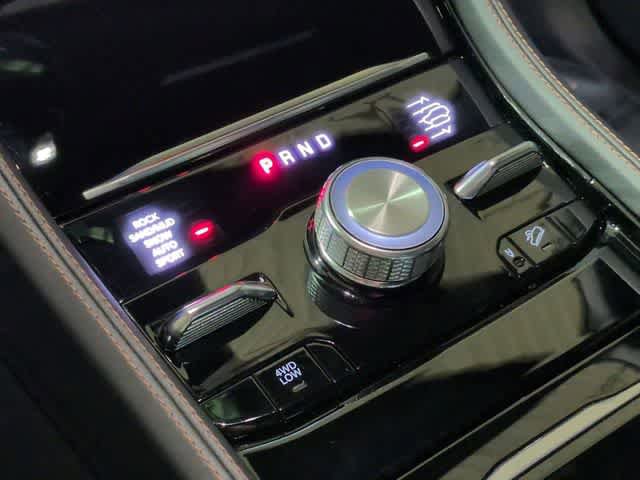 Used 2023 Jeep Grand Cherokee Summit image 34