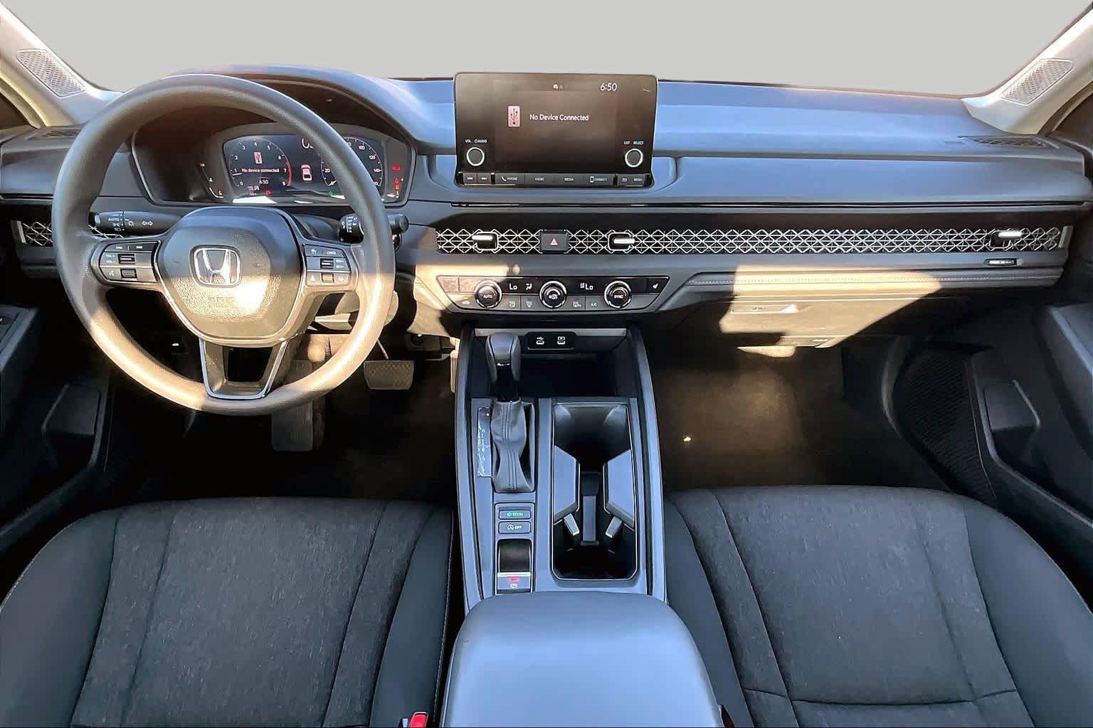 Used 2025 Honda Accord SE image 15