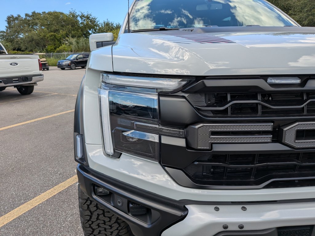 New 2026 Ford F150 Raptor AWD/4WD image 9