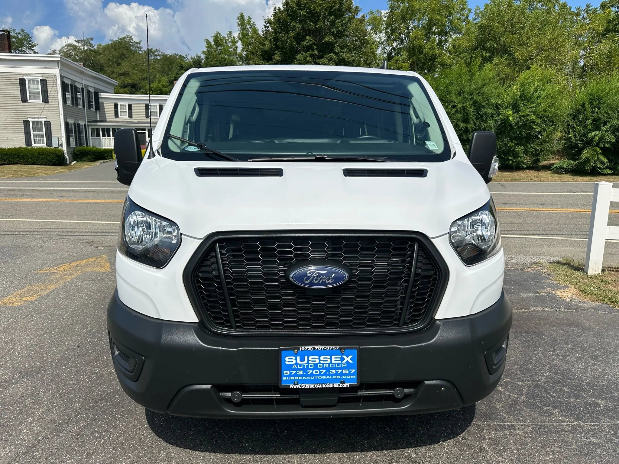 Used 2023 Ford Transit 350 XL image 2