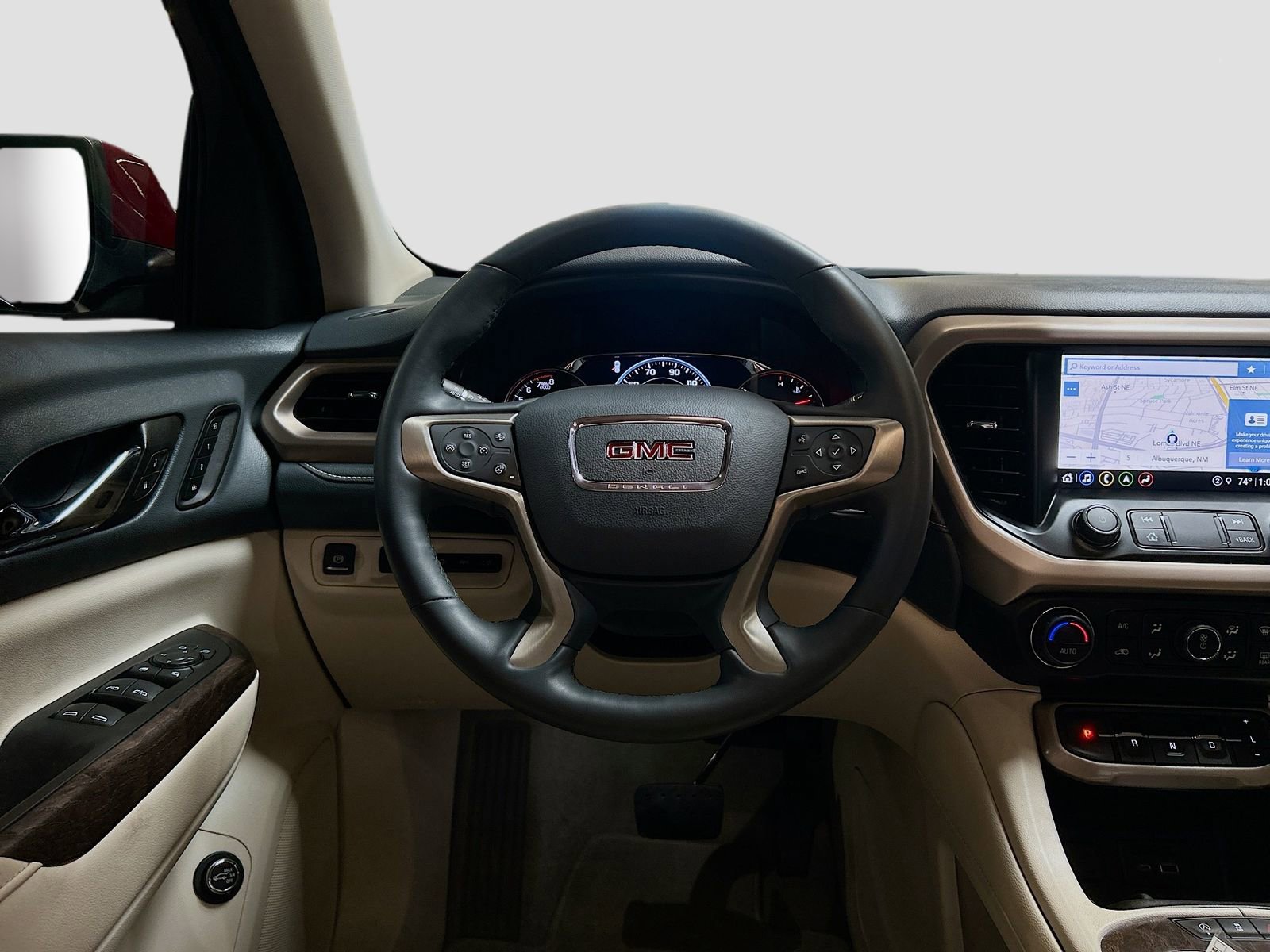 Used 2023 GMC Acadia Denali w/ Denali Technology Package AWD/4WD image 24