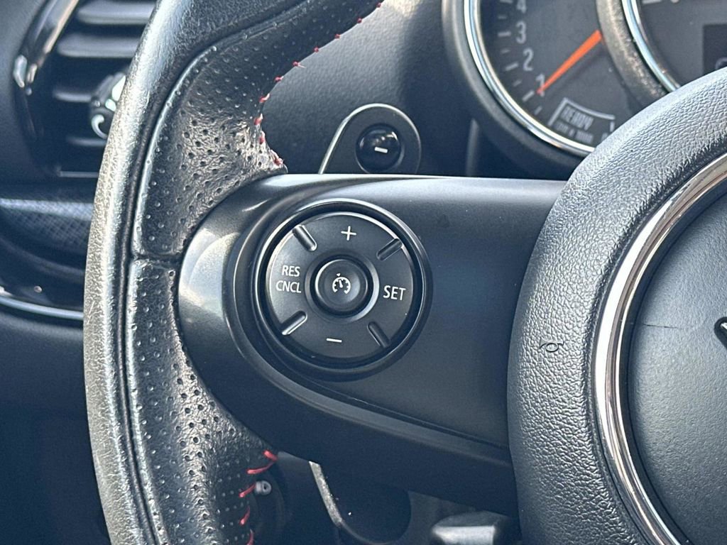 Used 2020 MINI Cooper Clubman S w/ Premium Package FWD image 17