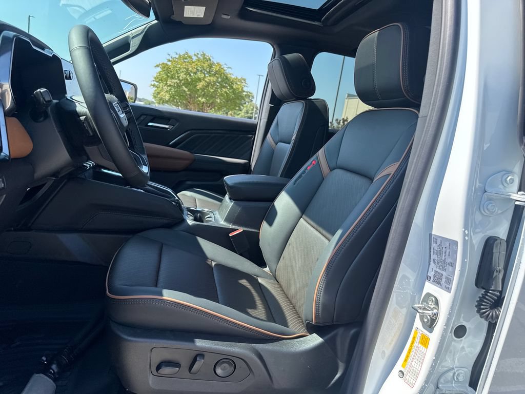 New 2026 GMC Canyon AT4 w/ Technology Plus Package AWD/4WD image 15
