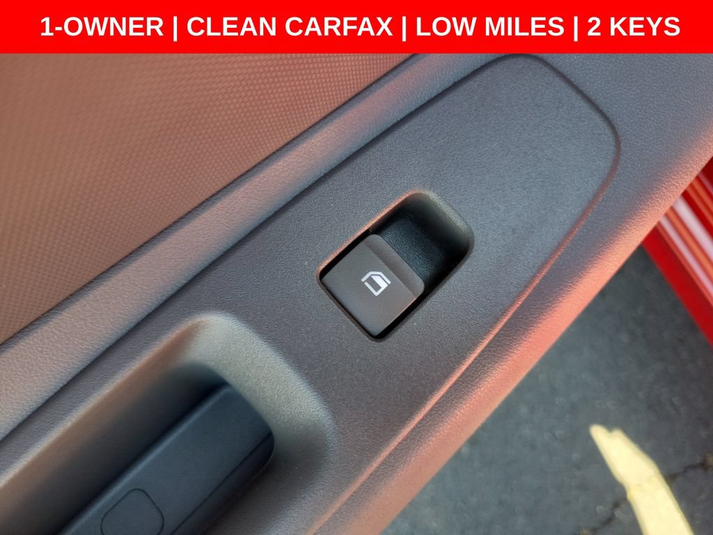 Used 2024 Hyundai Elantra SEL FWD image 17