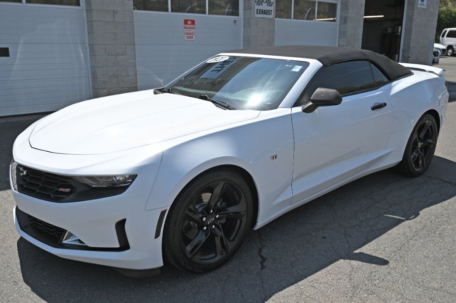 Used 2021 Chevrolet Camaro LT w/ RS Package RWD image 9