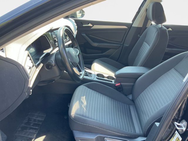 Used 2024 Volkswagen Jetta S FWD image 9