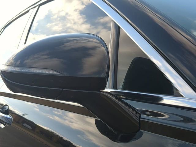 Used 2024 Genesis GV70 2.5T w/ Advanced Package image 11