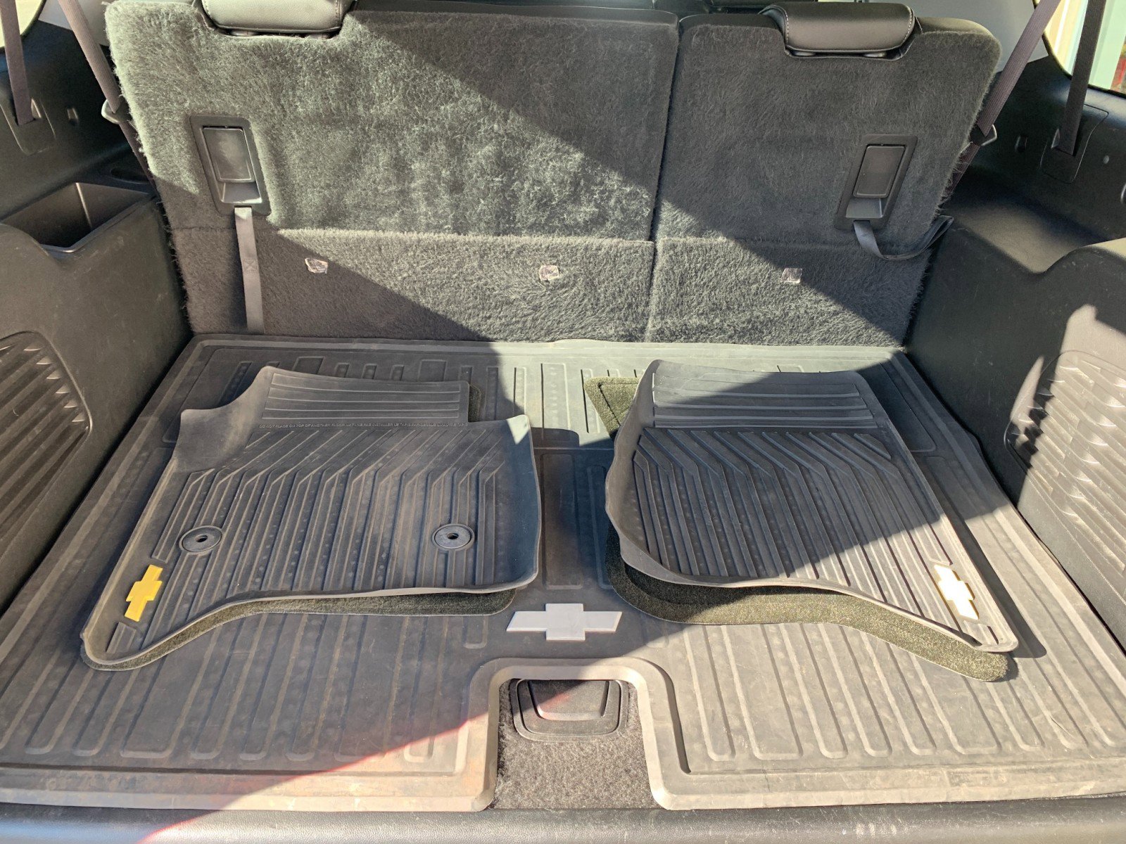 Used 2016 Chevrolet Suburban LT image 9