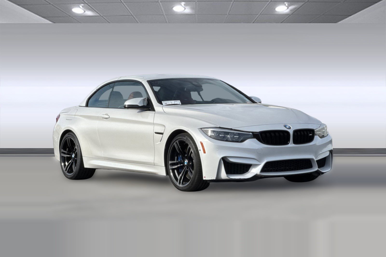 Used 2020 BMW M4 Convertible w/ Competition Package image 6