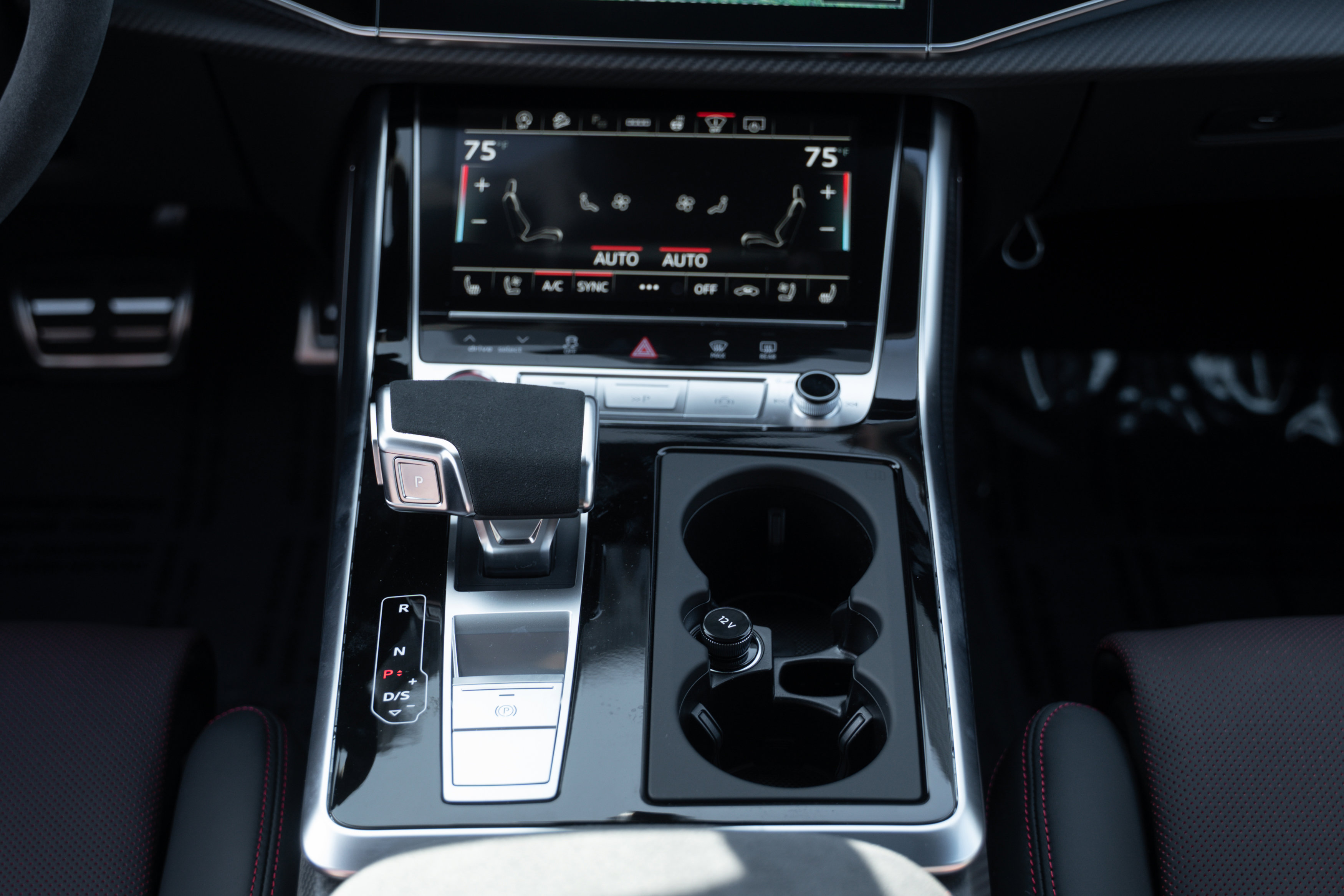 New 2026 Audi RS Q8 performance image 15