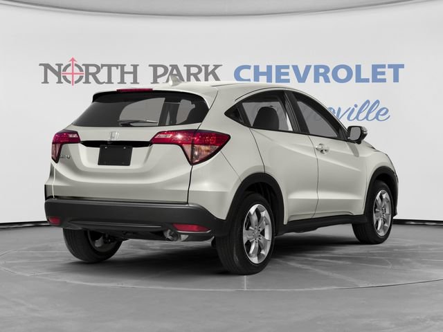 Used 2017 Honda HR-V EX image 2