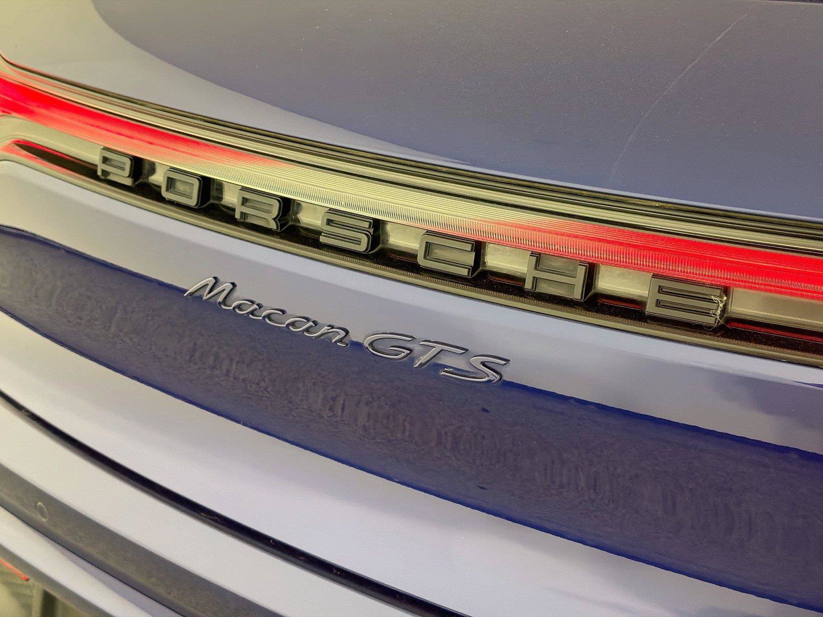 Certified 2024 Porsche Macan GTS AWD/4WD image 17