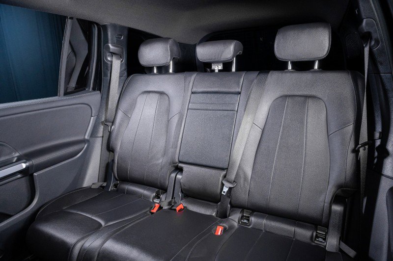 New 2025 Mercedes-Benz GLB 250 image 29