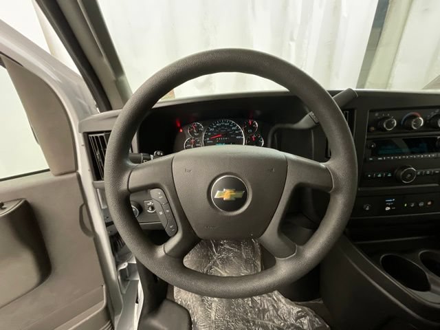 Used 2024 Chevrolet Express 3500 LT w/ LT Preferred Equipment Group RWD image 11