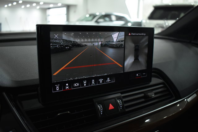Used 2021 Audi Q5 e Premium Plus w/ Premium Plus Package image 20