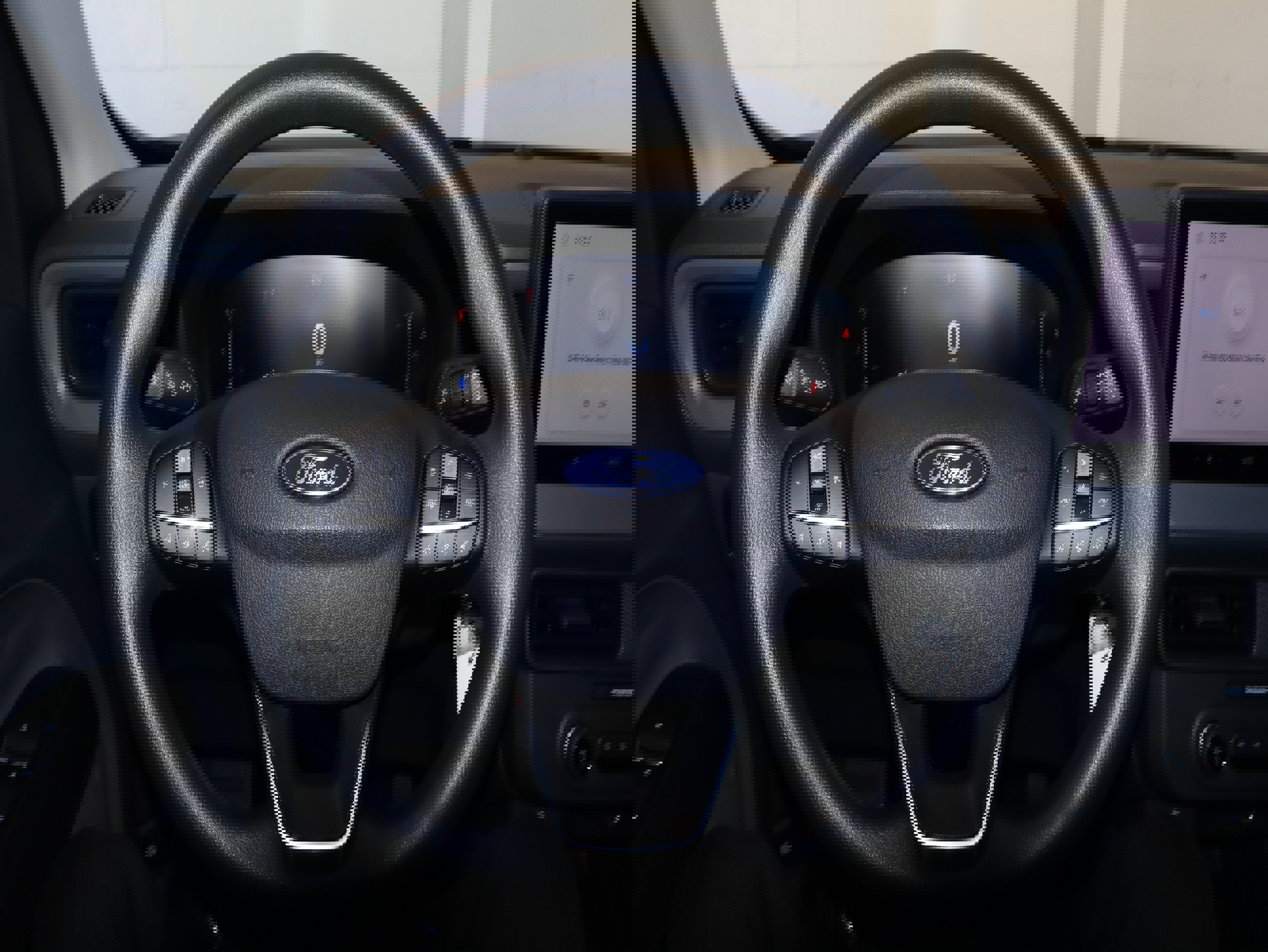 Used 2025 Ford Maverick XL w/ Equipment Group 102A image 25