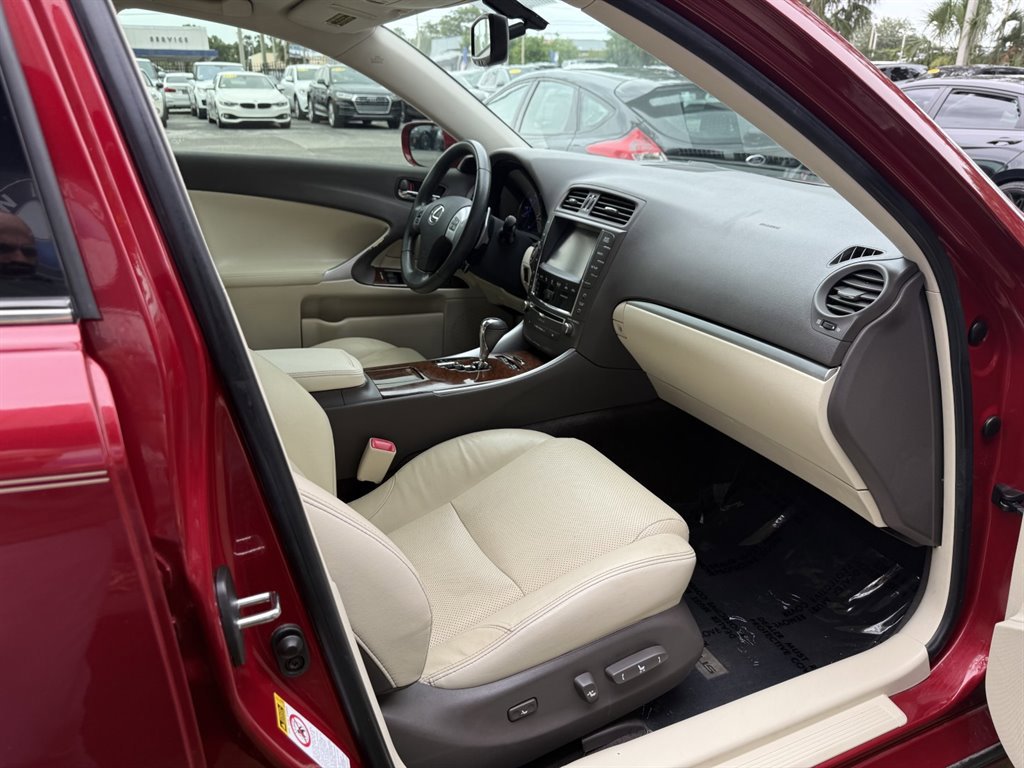 Used 2013 Lexus IS 250 w/ Premium Pkg Value Edition RWD image 12