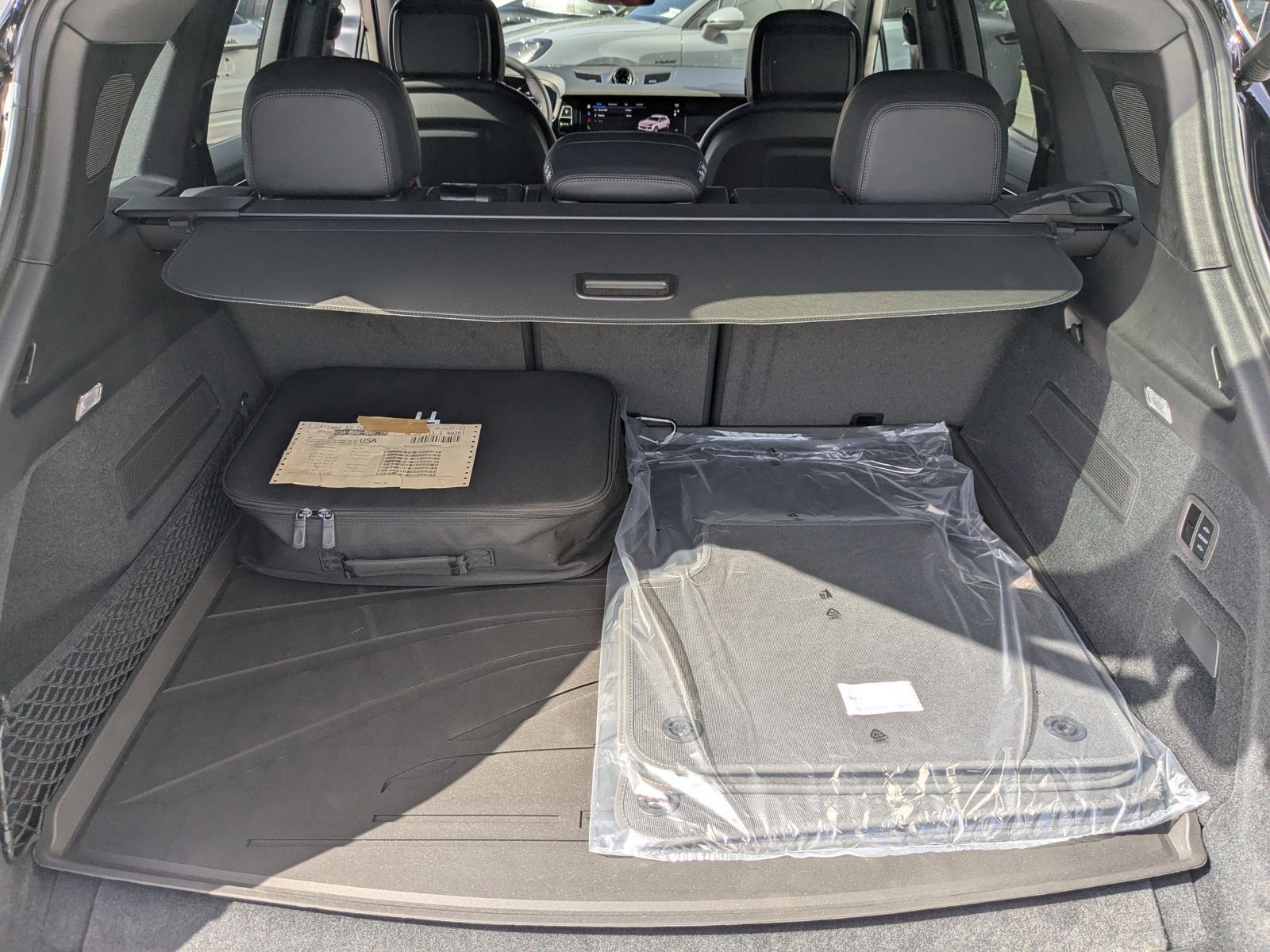 New 2025 Porsche Cayenne S image 23