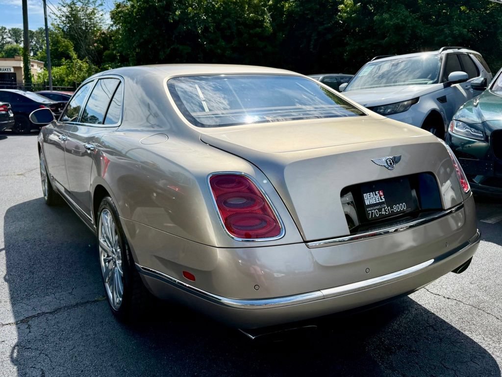Used 2016 Bentley Mulsanne RWD image 12