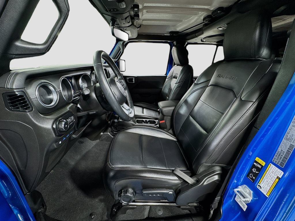 Used 2022 Jeep Wrangler Unlimited Sahara AWD/4WD image 12