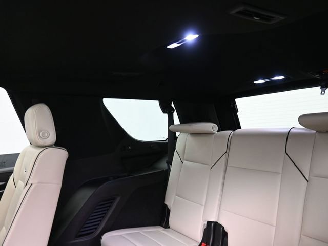 Used 2021 Cadillac Escalade Sport w/ Driver Assist Tech Package AWD/4WD image 21